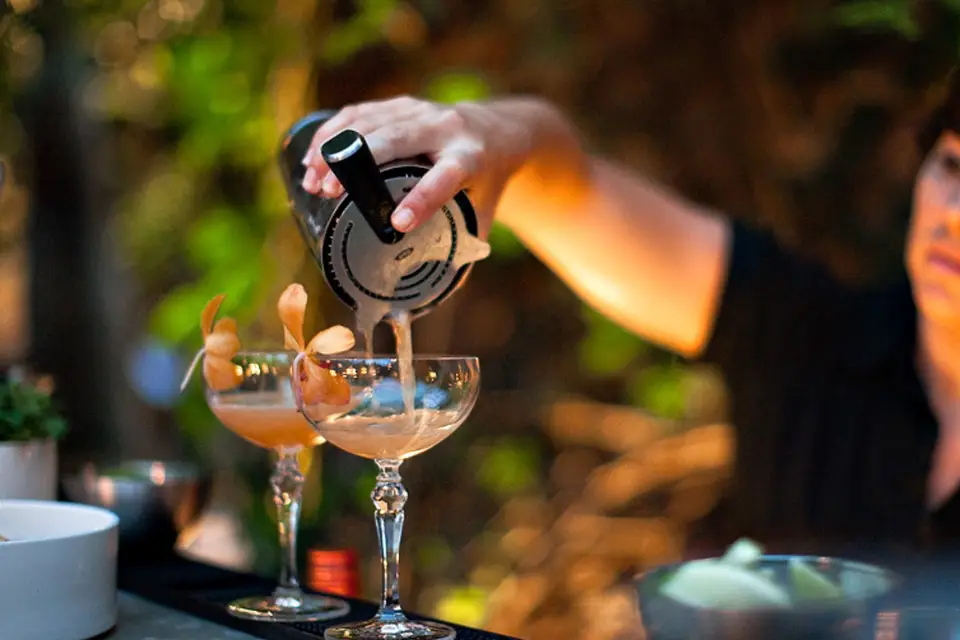 What to ask your Bartender For Hire Service